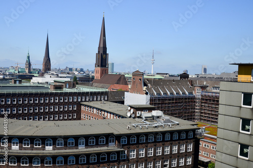 View ocer the city of Hamburg photo