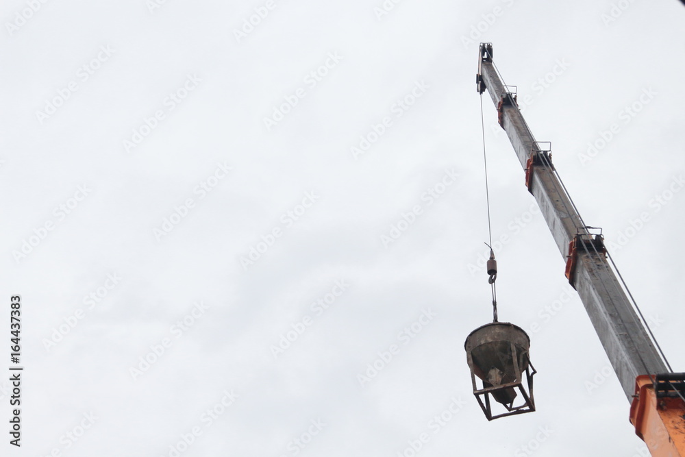Obraz premium Crane is working.