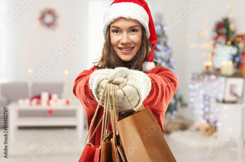 Young woman with Christmas ...