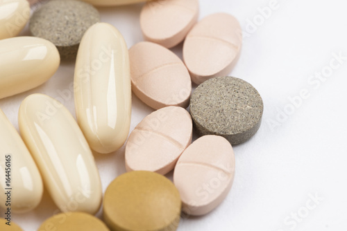 Medications in tablets and capsules