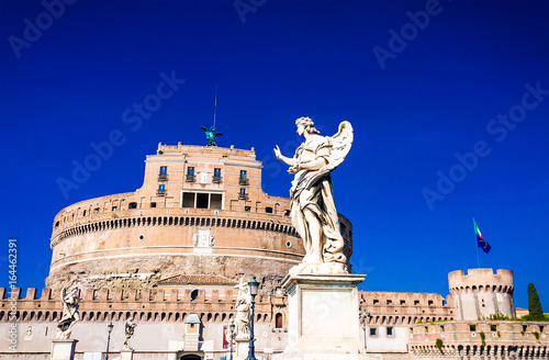Image of the medieval fortification of Sankt Angelo in Rome, Italy