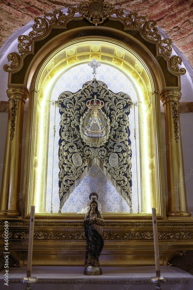Obraz premium MARBELLA, ANDALUCIA/SPAIN - JULY 6 : Interior of the Church of the Encarnacion in Marbella Spain on July 6, 2017