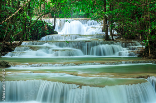 Fototapeta Naklejka Na Ścianę i Meble -  Deep forest waterfall at Huay Mae Kamin waterfall National Park Kanjanaburi Thailand