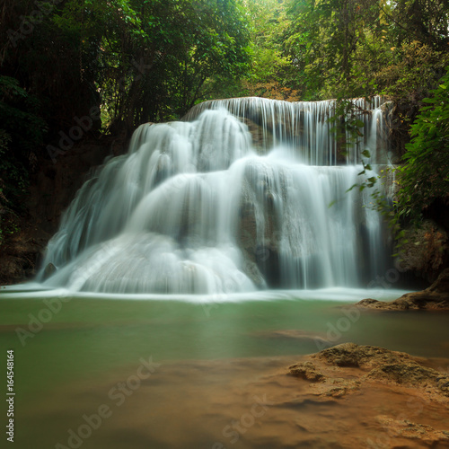 Fototapeta Naklejka Na Ścianę i Meble -  Deep forest waterfall at Huay Mae Kamin waterfall National Park Kanjanaburi Thailand