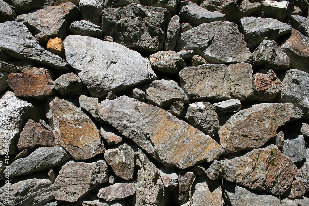 Alte Bruchsteinmauer