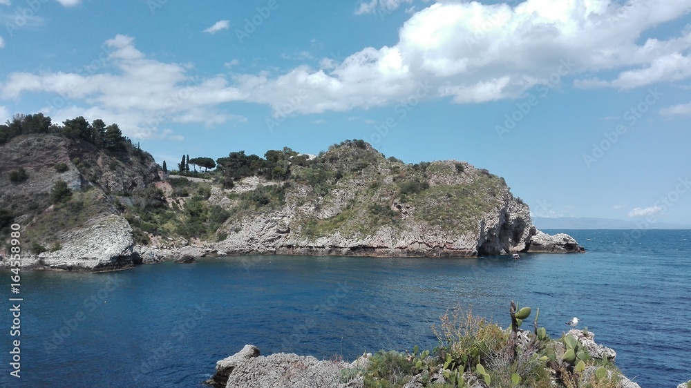 Taormina vista dall'Isola Bella