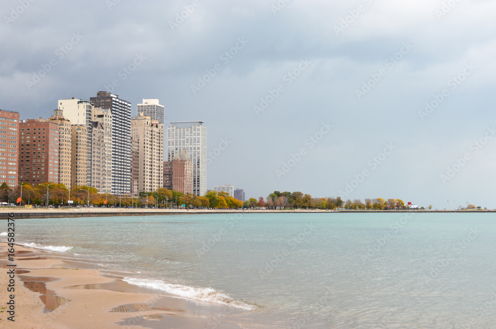 Chicago skyscrapers, Illinois state city, famous for the fountain and the magical colors of autumn, in the city park