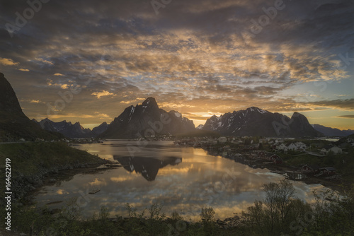 Midnight Sun in Reine photo