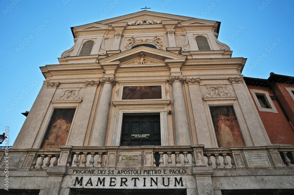 Roma Via dei Fori Imperiali - Chiesa di San Giuseppe dei Falegnami e carcere Mamertino