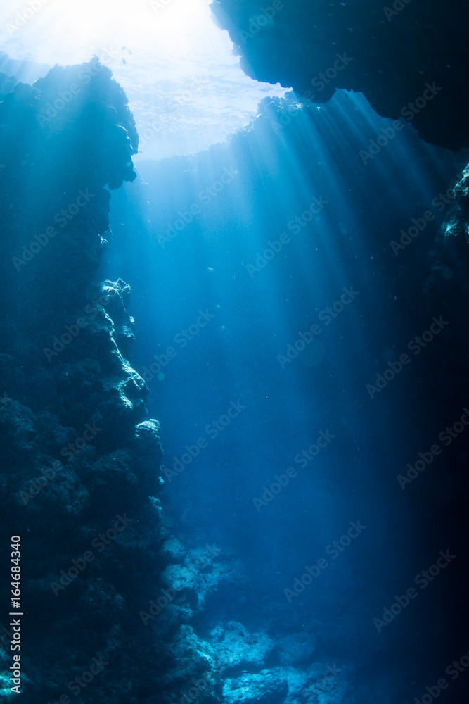 Sun Light into the Underwater Cave