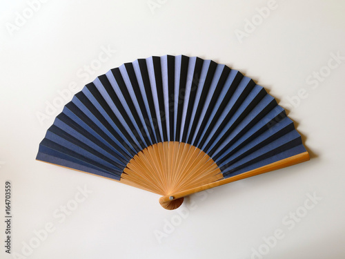 広げた扇子