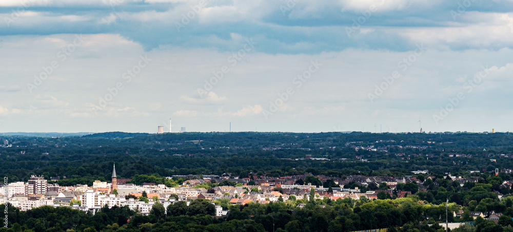 Luftbild / Panorama Stadtteil im grünen