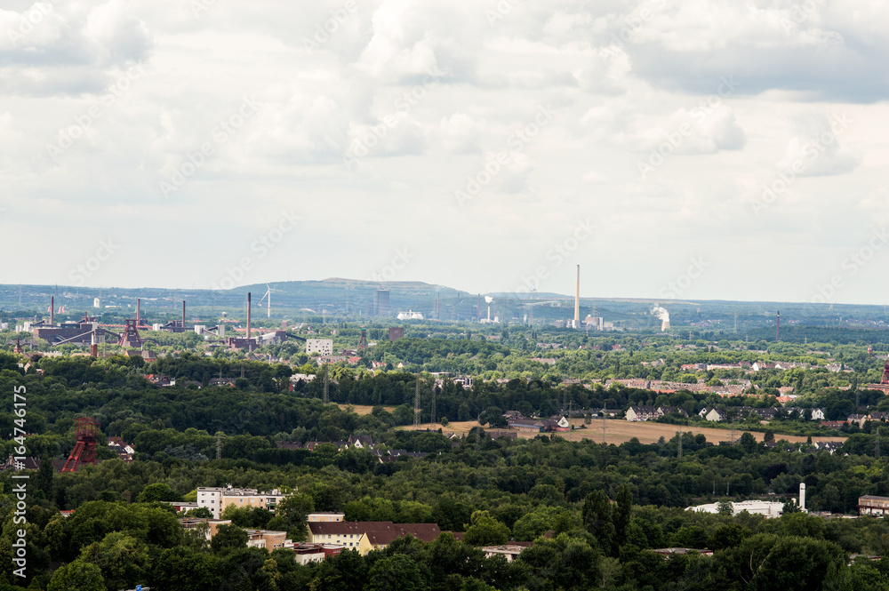 Luftbild / Panorama Industrielandschaft mit Kraftwerk und Zechen