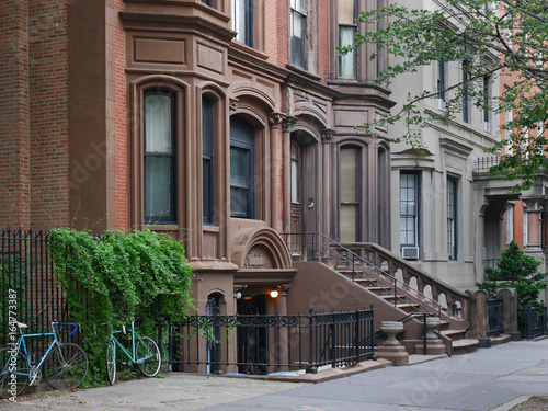 Canvastavla New York brownstone apartment buildings