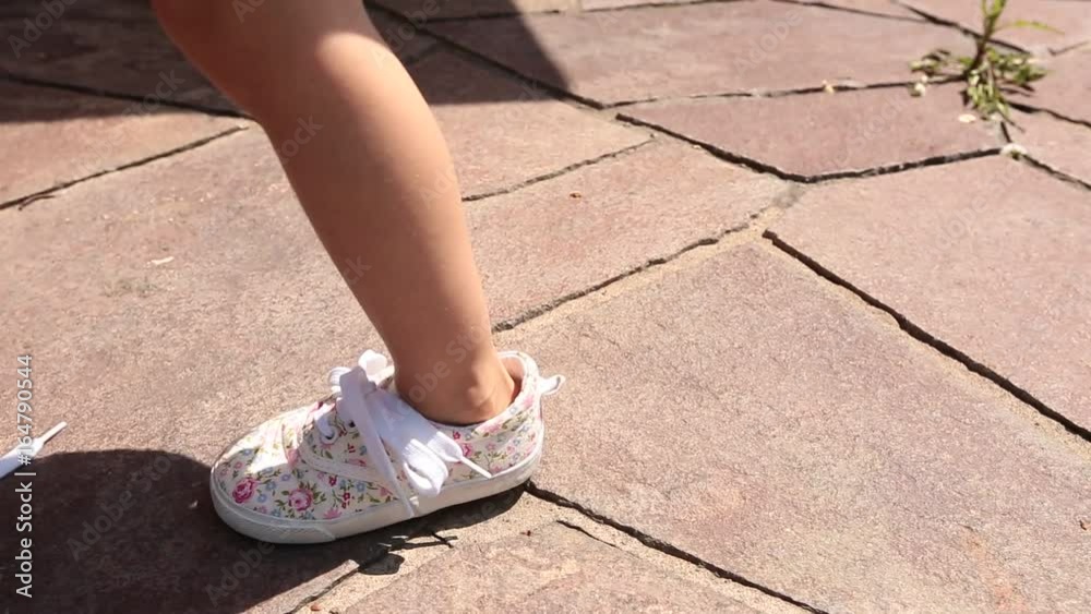 Walking girl sneakers