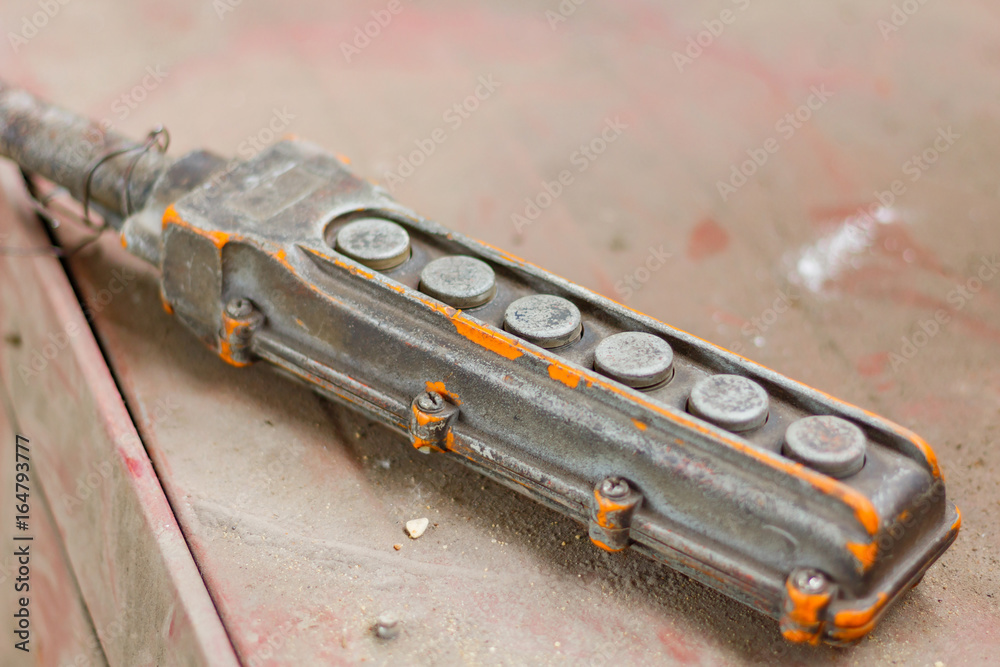 Remote control of overhead crane on the workbench in workshop