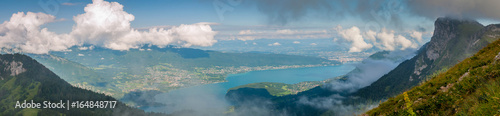 Lac d Annecy vu de la Tournette