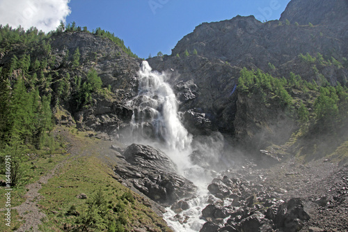 Wasserfall, Engstligen bei Adelboden, Schweiz