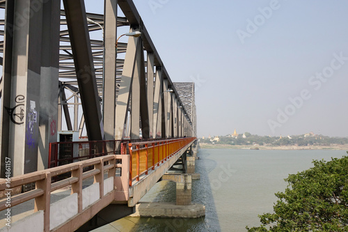 Steel bridge over the river © Phuong