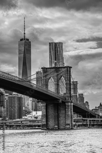 Brooklyn Bridge in New York © Marco