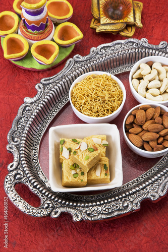 Soan Papdi with Dry Fruit, Indian Sweets