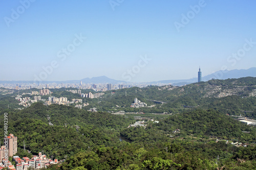 猫空から見た台北101と台北市街 © ziggy
