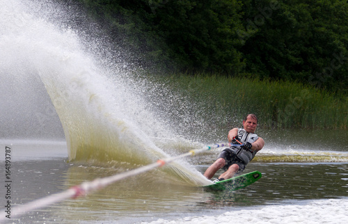 slalom waterskier