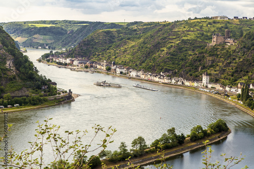 Rheinblick vom Loreley Felsen auf Sankt Goarshausen Deutschlands schönste Reiseziele 