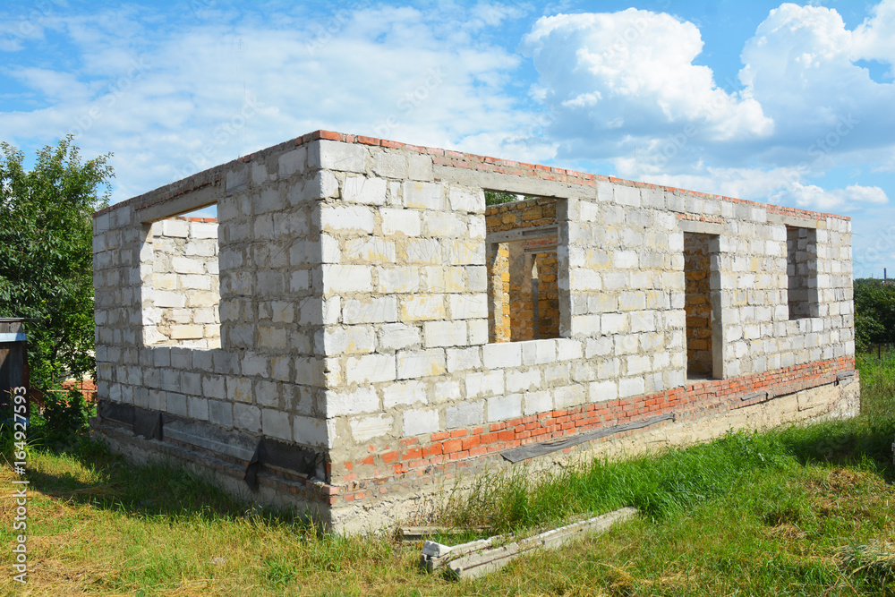 Building House from Autoclaved Aerated Concrete Blocks with concrete