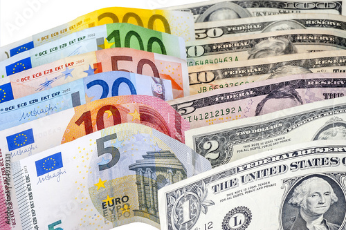 wo leading hard currencies - US Dollar versus Euro photo