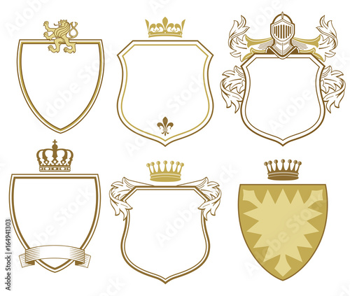 6 Fürstliche Wappen und Schilder