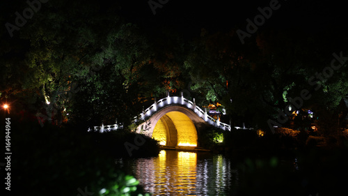 Puente gemelos del antiguo Baniano, Lago Rong, Guilin, China © IVÁN VIEITO GARCÍA