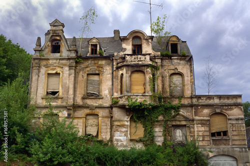 Foto Luxembourg abandoned house