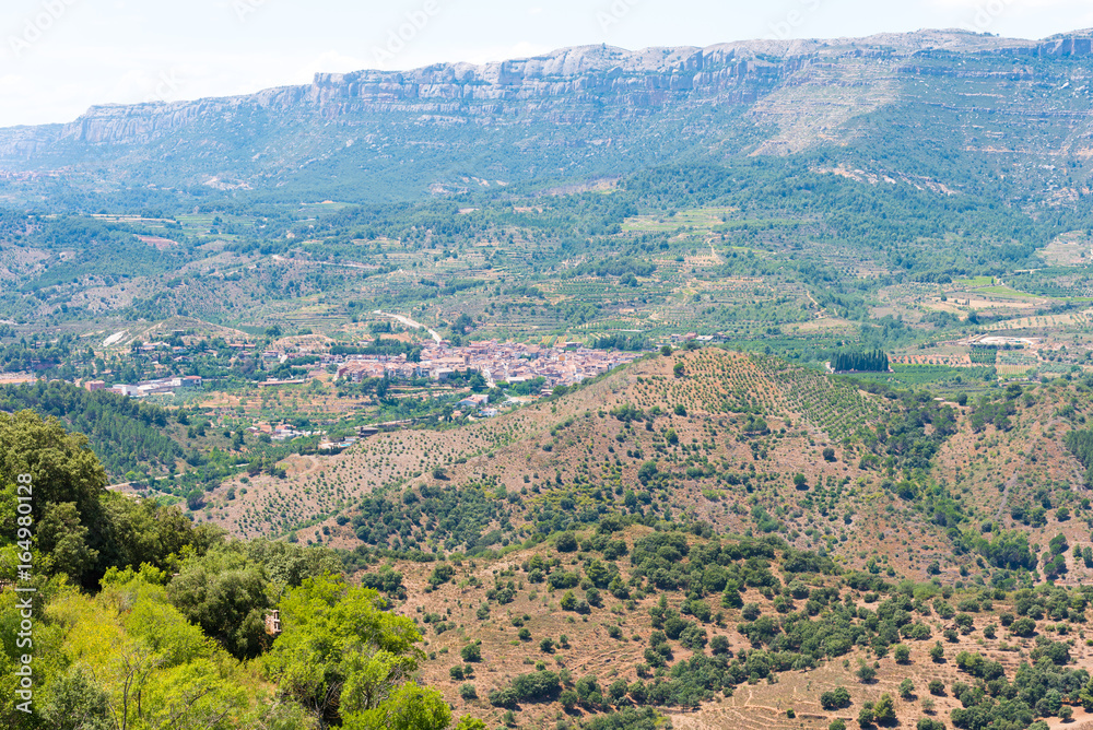 Rocky landscape. Ridge of El Montsant, Siurana de Prades, Tarragona, Catalunya, Spain.