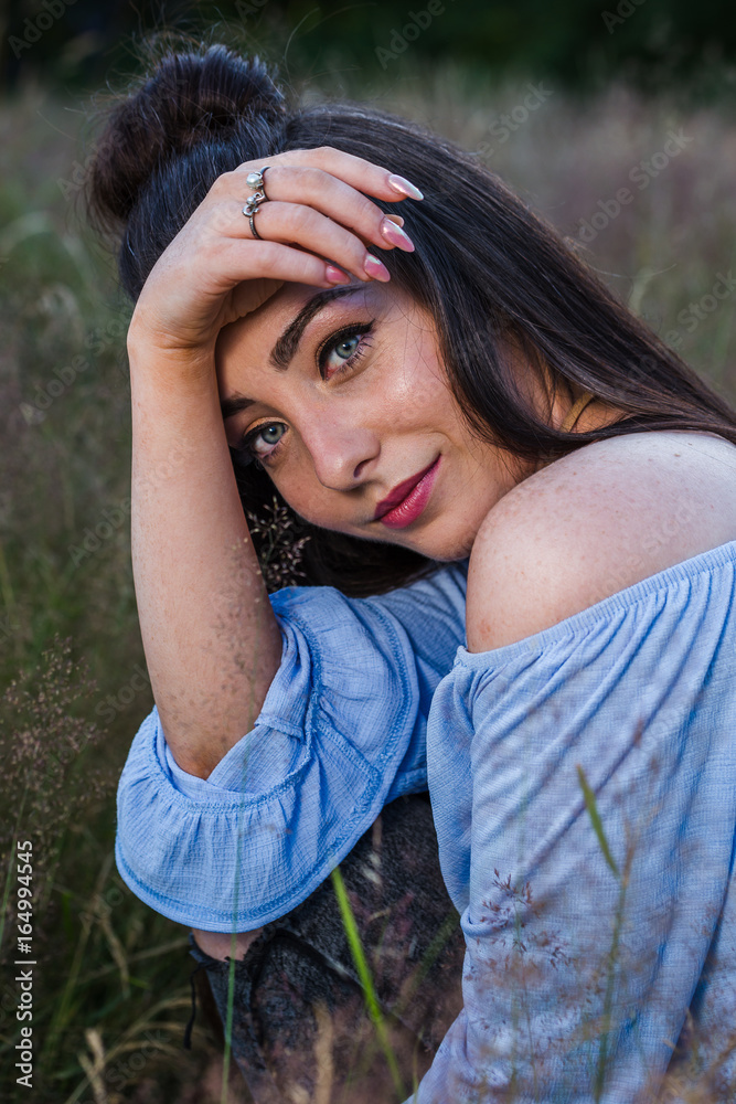 Framing her face Framing her face