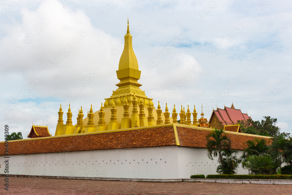 Naklejka premium Great Sacred Stupa・Pha That Luang・Laos : タート・ルアン・ビエンチャン・寺