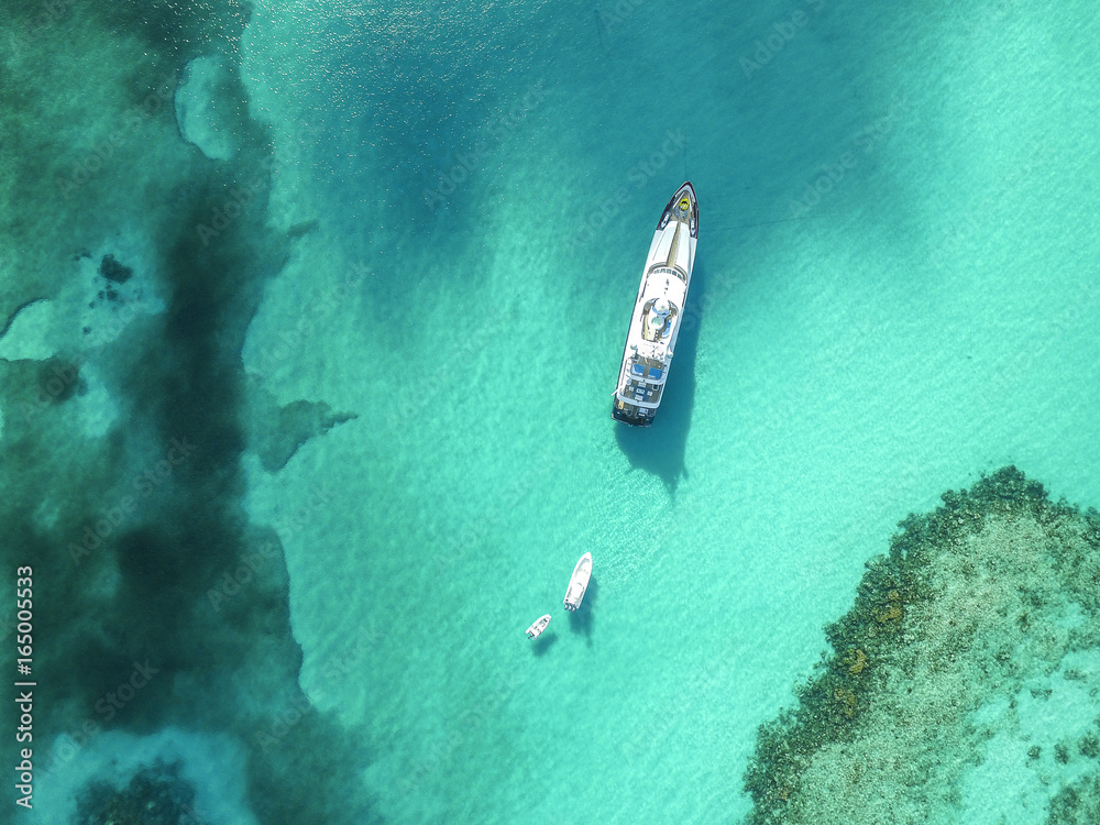 Aerial view of sandy toes island, Bahamas Beaches