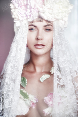 Portrait of a beautiful fashion bride