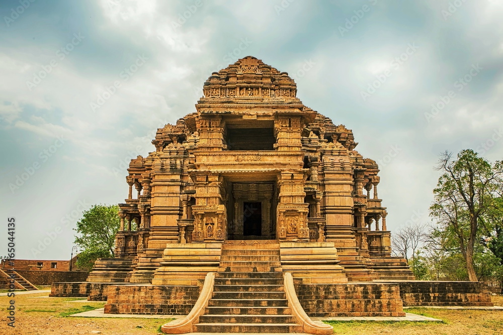 Sahastrabahu Temple or Sas-Bahu ka mandir Sahastrabahu Temple or Sas-Bahu ka mandir