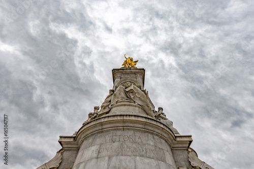 Foto queen victoria monument london detail