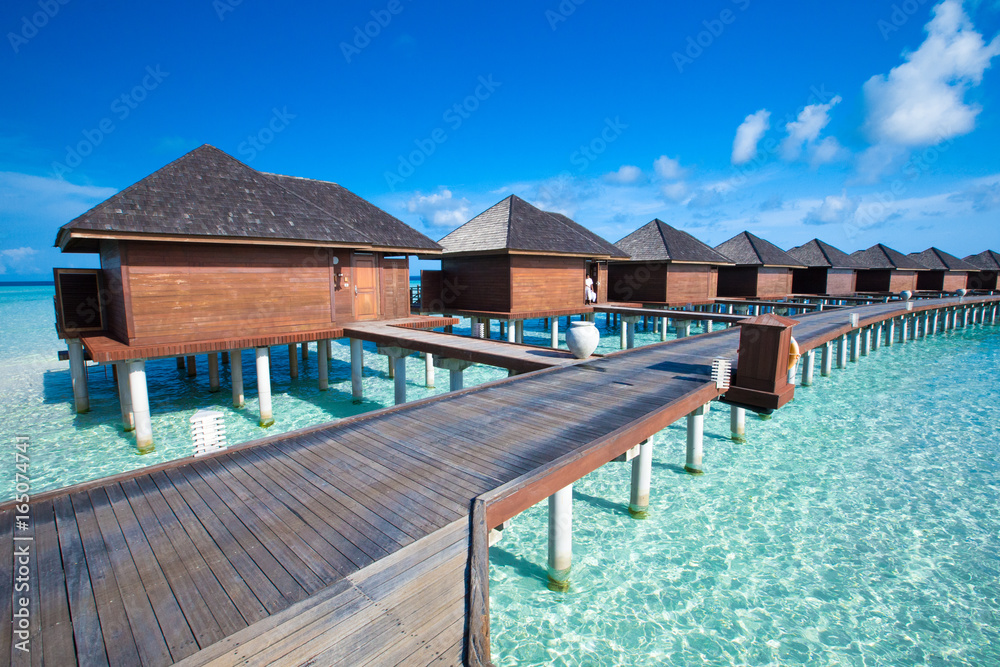 Obraz premium tropical Maldives island with beach