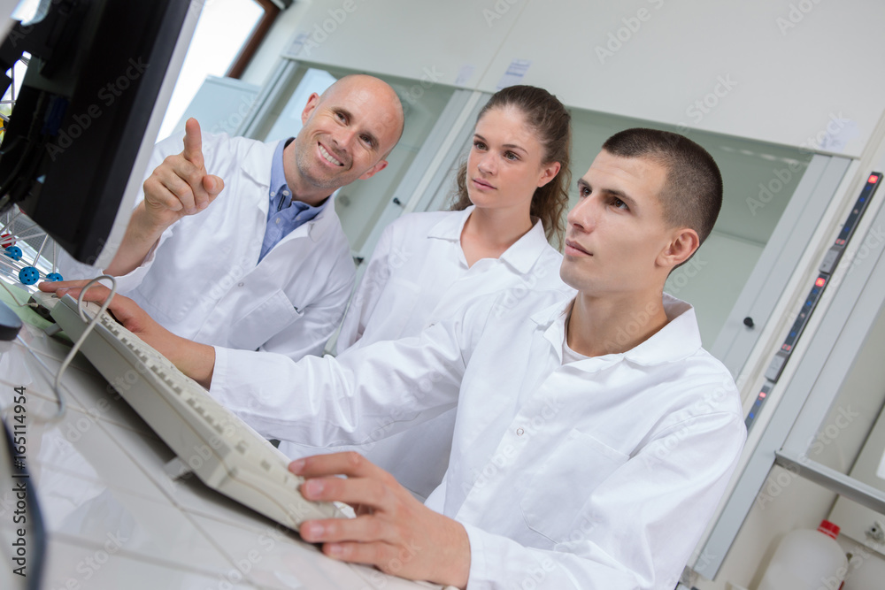 Obraz premium the health engineers