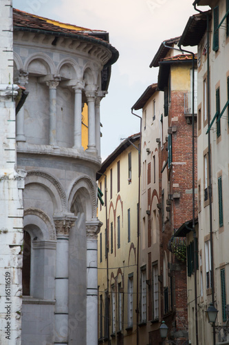 Fototapeta Naklejka Na Ścianę i Meble -  Building closeup, Lucca, Tuscany in Italy