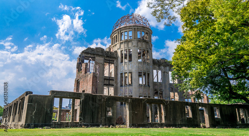 広島　原爆ドーム photo
