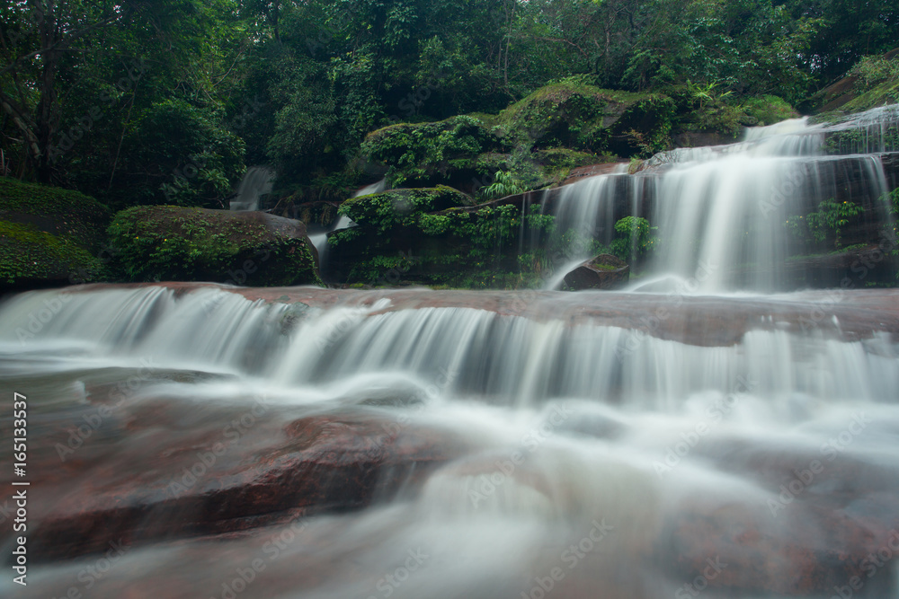 Obraz premium Beautiful Waterfall