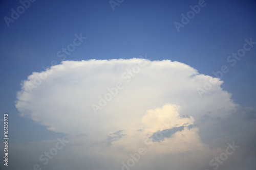 キノコ型の雲