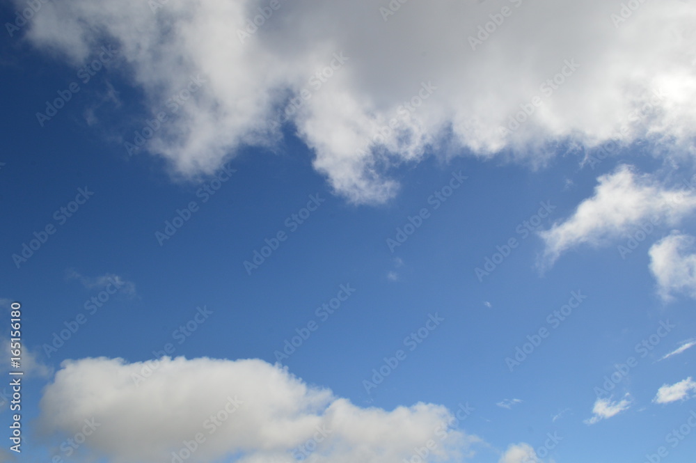 Naklejka premium Ciel nuageux