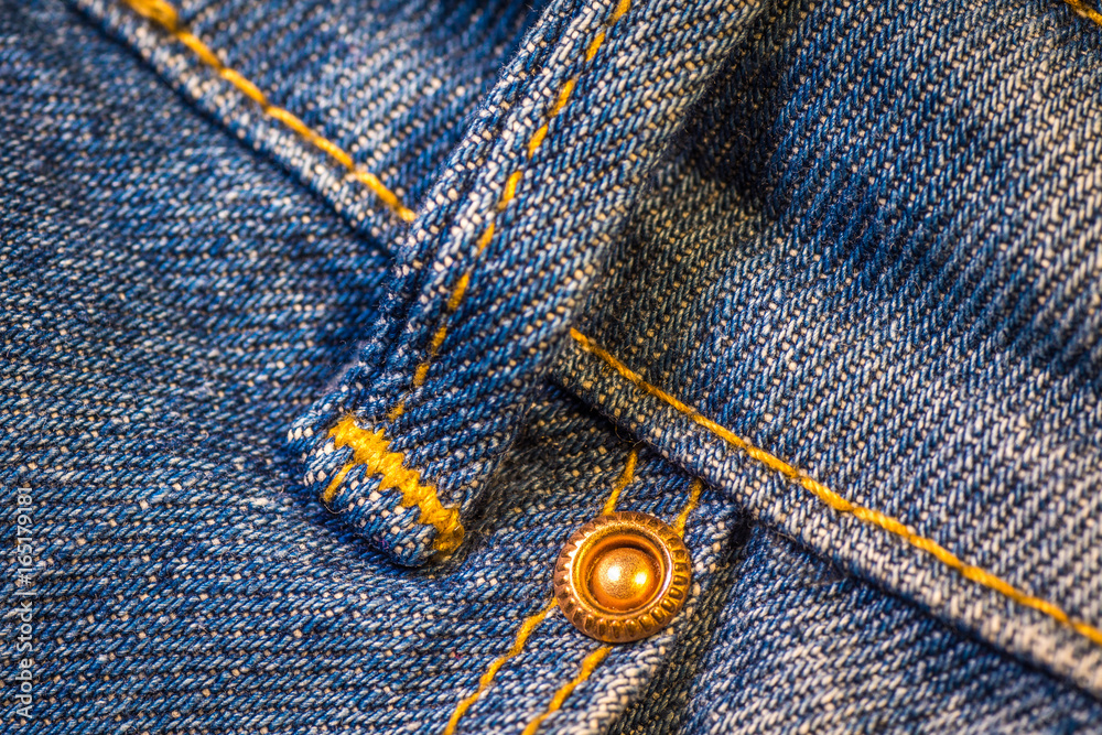 Hosenbund mit Naht und Niete einer Blue Jeans Hosenbund mit Naht und Niete einer Blue Jeans