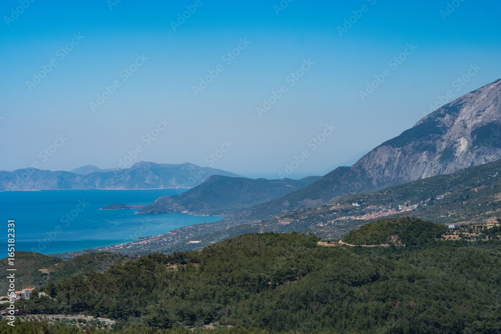 Fototapeta premium Coastline and the Mountains