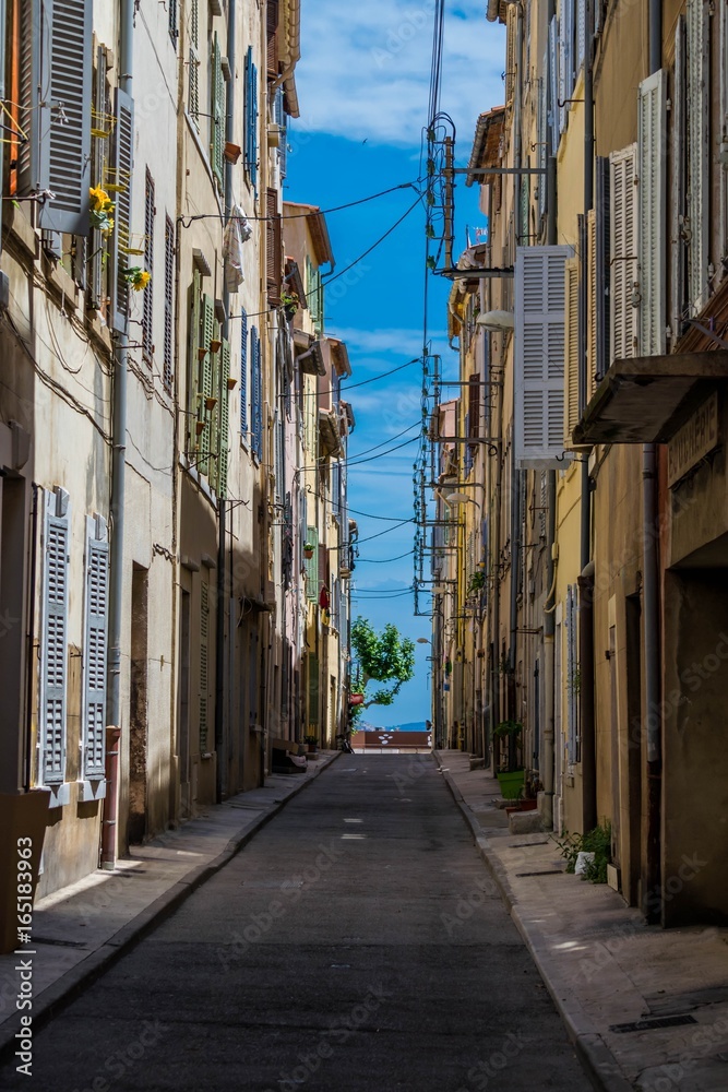 Fototapeta premium La Ciotat, ruelle, France.